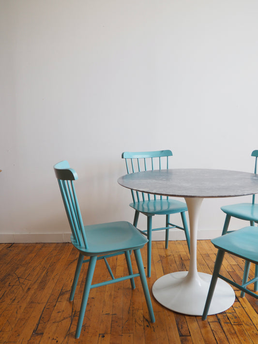 Marble Tulip Table by Eero Saarinen